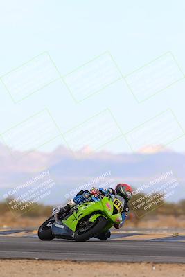 media/Feb-08-2025-CVMA (Sat) [[fcc6d2831a]]/Race 9-Amateur Supersport Middleweight/